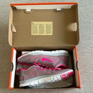 NIKE SHOES | women 6.5